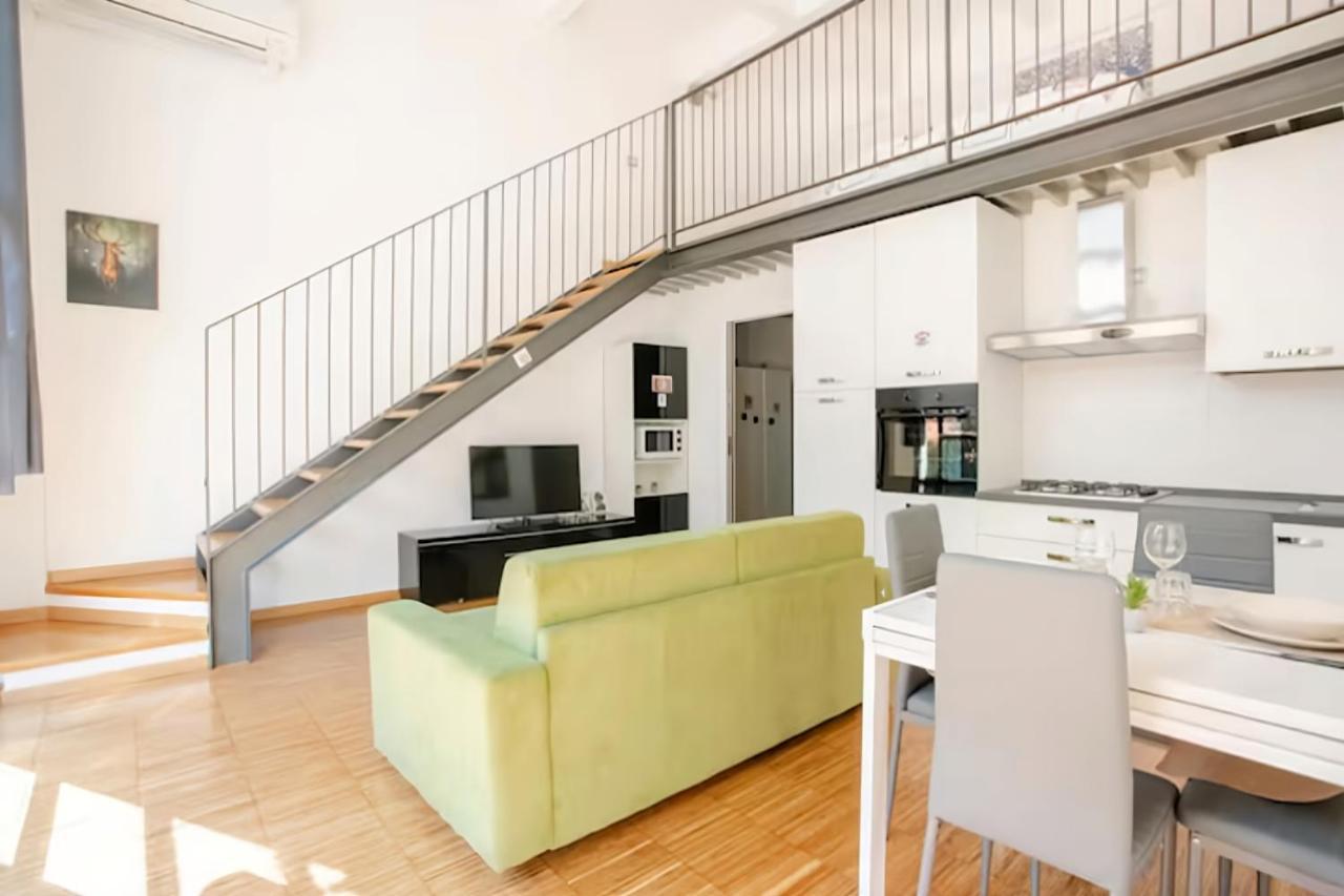 Luxury Loft A Milano - Design Esclusivo E Comfort Moderno Exterior foto